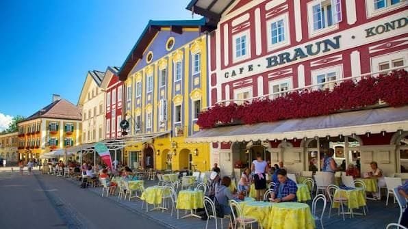 Mondsee lakeside town and basilica, Salzkammergut, Austria