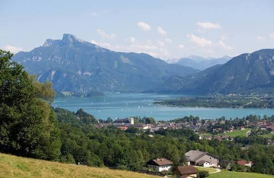 Mondsee church and lakeside town, Salzkammergut, Austria